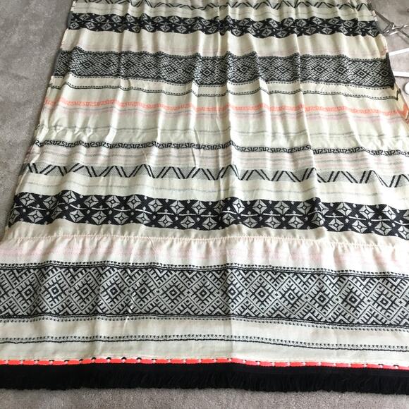 OASIS Trival Boho Scarf 100% Viscose 70 x 27 in - Picture 6 of 7